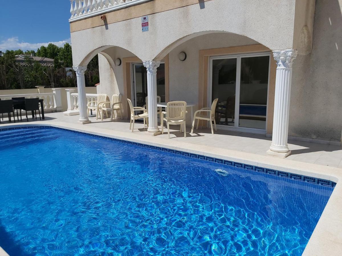 Casa Amb Piscina Privada Villa Empuriabrava Exterior photo